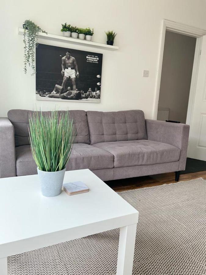 93 West Road Otel Londra Dış mekan fotoğraf