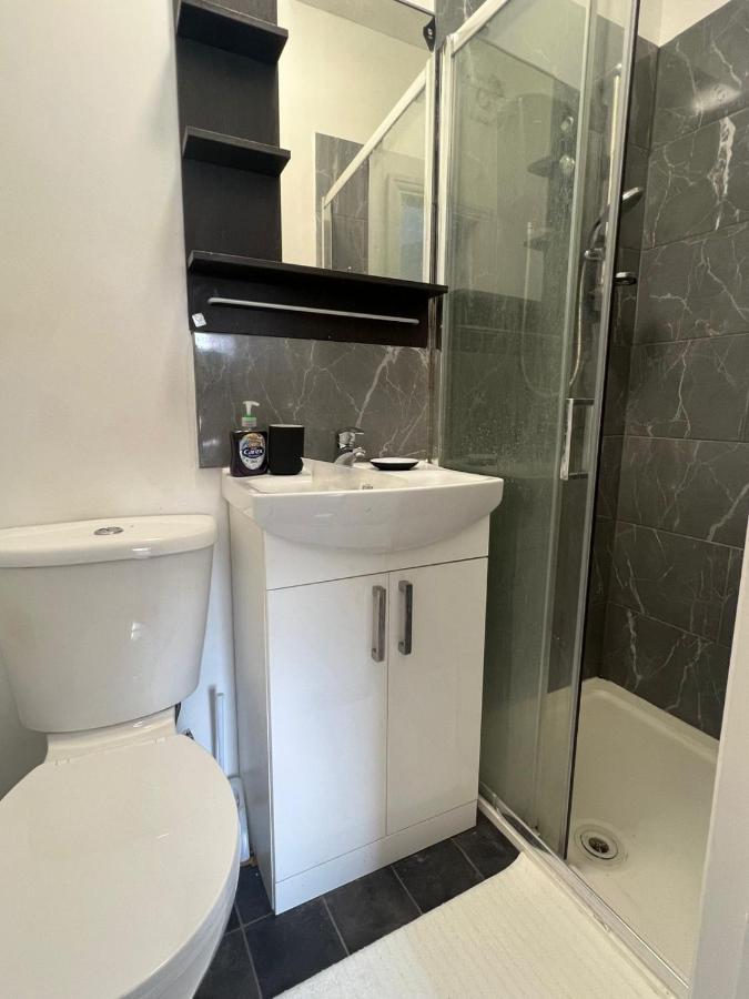 93 West Road Otel Londra Dış mekan fotoğraf