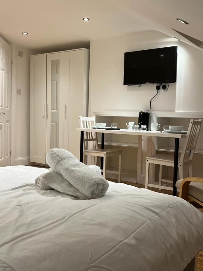 93 West Road Otel Londra Dış mekan fotoğraf