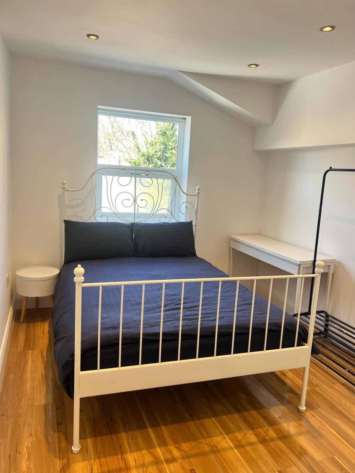 93 West Road Otel Londra Dış mekan fotoğraf